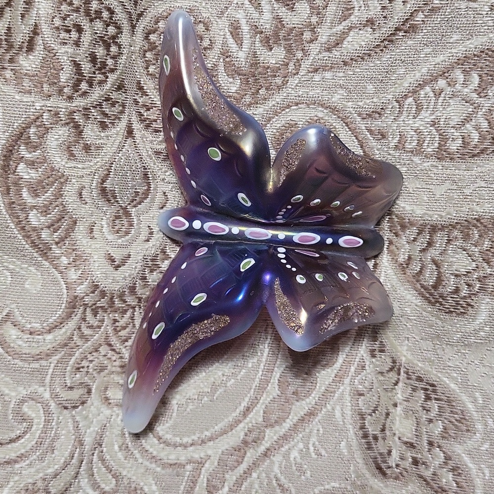 FENTON Vintage Signed Iridescent Butterfly figurine - Picture 6 of 9